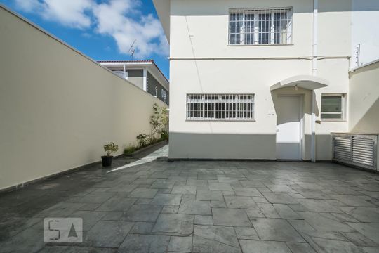 Quintal de casa à venda com 3 quartos, 370m² em Campo Belo, São Paulo