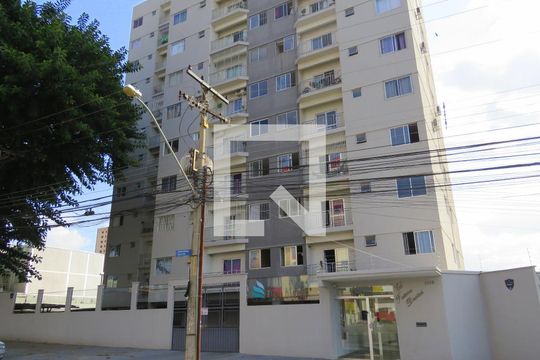 Fachada e portaria de apartamento para alugar com 2 quartos, 55m² em Jardim América, Goiânia