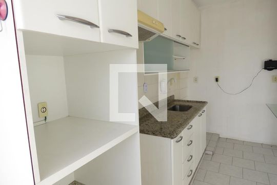 Cozinha de apartamento para alugar com 2 quartos, 55m² em Jardim América, Goiânia