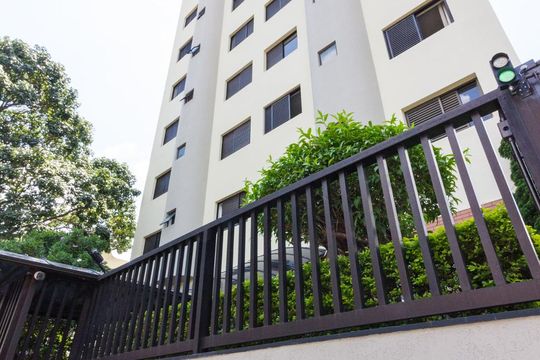 Fachada de apartamento para alugar com 2 quartos, 64m² em Vila Ester (zona Norte), São Paulo