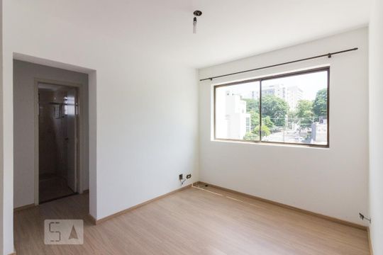 Apartamento para alugar com 2 quartos, 64m² em Vila Ester (zona Norte), São Paulo