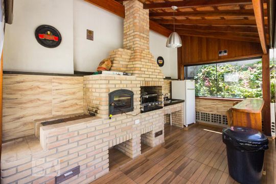 Churrasqueira de apartamento para alugar com 2 quartos, 64m² em Vila Ester (zona Norte), São Paulo
