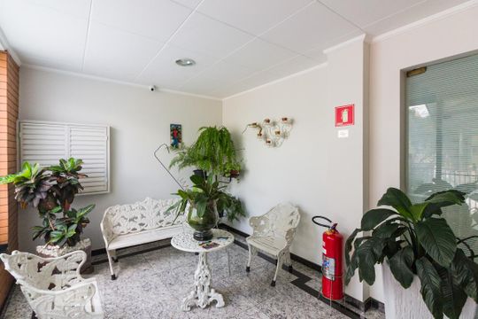 Hall de apartamento para alugar com 2 quartos, 64m² em Vila Ester (zona Norte), São Paulo