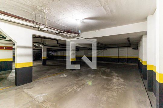 Garagem de apartamento para alugar com 1 quarto, 30m² em Vila Buarque, São Paulo