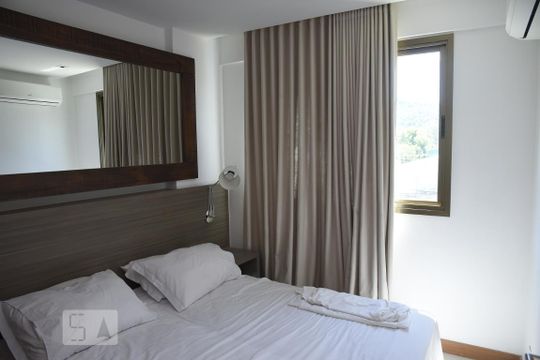 Quarto de kitnet/studio à venda com 1 quarto, 35m² em Jacarepaguá, Rio de Janeiro