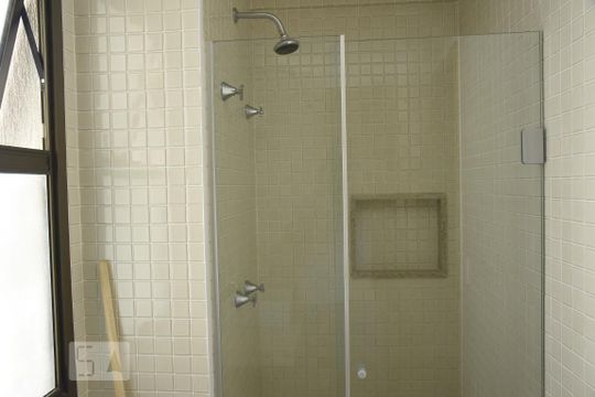 Banheiro de kitnet/studio à venda com 1 quarto, 35m² em Jacarepaguá, Rio de Janeiro