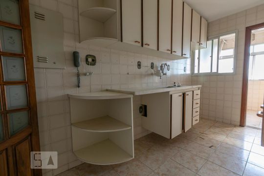 Cozinha de apartamento para alugar com 3 quartos, 84m² em Freguesia do Ó, São Paulo