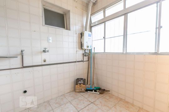 Lavanderia de apartamento para alugar com 3 quartos, 84m² em Freguesia do Ó, São Paulo