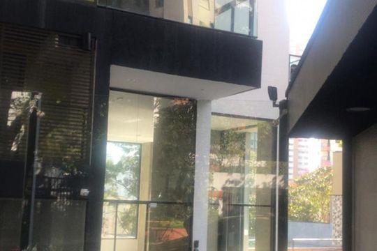 Fachada de apartamento à venda com 1 quarto, 45m² em Vila Andrade, São Paulo