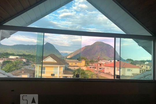 Casa de Condomínio à venda com 4 quartos, 300m² em Vargem Pequena, Rio de Janeiro