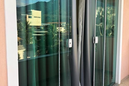 Casa de Condomínio à venda com 4 quartos, 300m² em Vargem Pequena, Rio de Janeiro