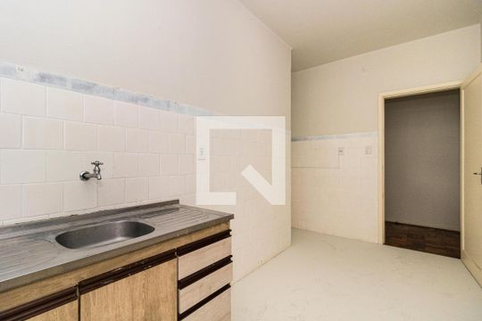 Cozinha e Área de Serviço de apartamento para alugar com 2 quartos, 65m² em São Geraldo, Porto Alegre