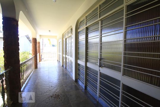 Varanda da Sala de casa à venda com 7 quartos, 900m² em Setor Oeste, Goiânia