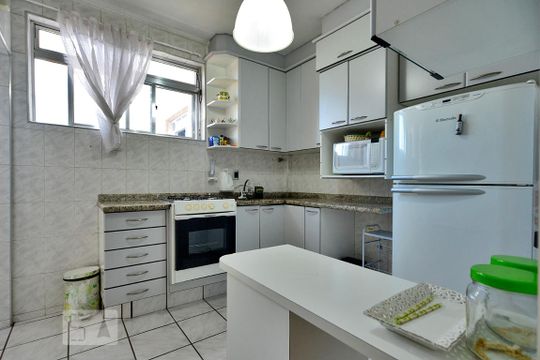 Cozinha de apartamento para alugar com 3 quartos, 145m² em Campos Elíseos, São Paulo