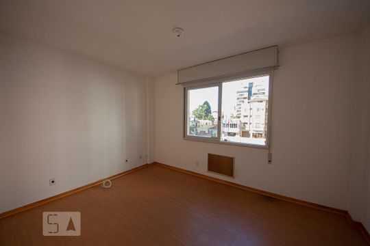 Dormitório de apartamento para alugar com 2 quartos, 79m² em Centro, São Leopoldo
