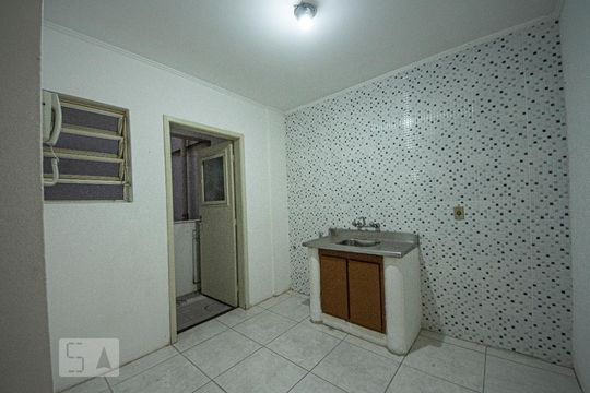 Cozinha de apartamento para alugar com 2 quartos, 79m² em Centro, São Leopoldo