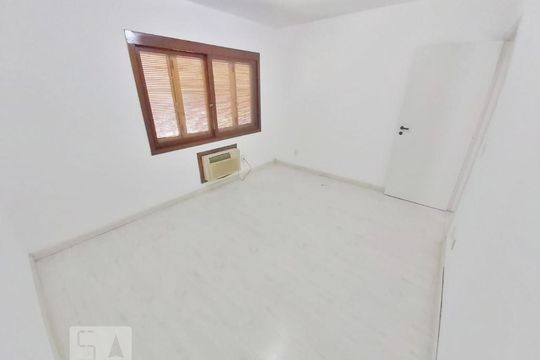 Dormitório de apartamento à venda com 1 quarto, 42m² em Petrópolis, Porto Alegre