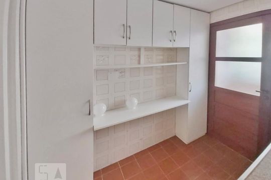 Cozinha de apartamento à venda com 1 quarto, 42m² em Petrópolis, Porto Alegre