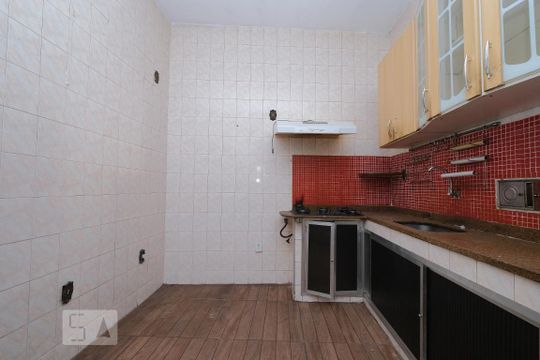 Cozinha de casa de condomínio à venda com 3 quartos, 170m² em Maracanã, Rio de Janeiro