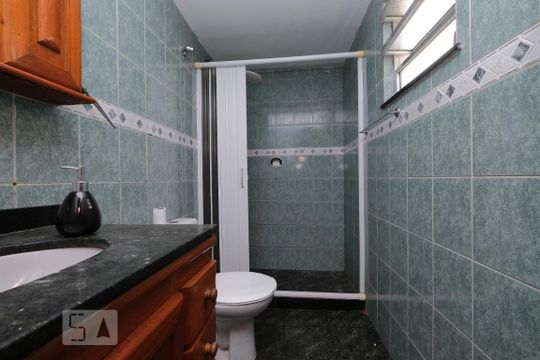 Banheiro de casa de condomínio à venda com 3 quartos, 170m² em Maracanã, Rio de Janeiro