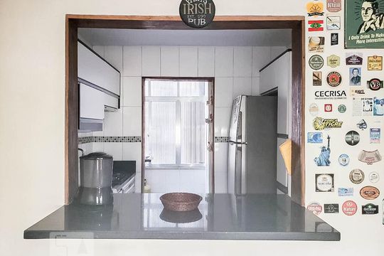Cozinha de apartamento para alugar com 3 quartos, 70m² em Bom Fim, Porto Alegre