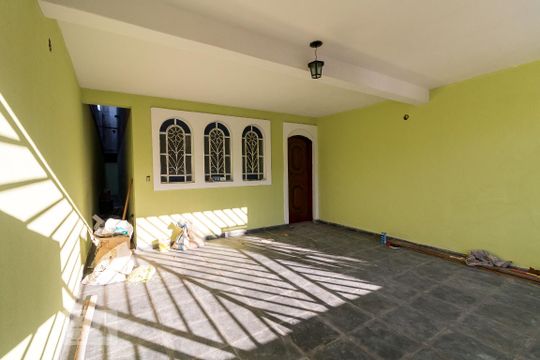 Casa à venda com 3 quartos, 150m² em Jardim Santa Cecília, Guarulhos