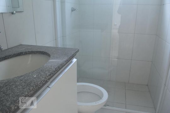 Banheiro de apartamento para alugar com 3 quartos, 73m² em Lajeado, São Paulo