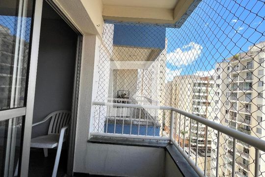 Varanda Sala de apartamento para alugar com 2 quartos, 77m² em Parque Imperial, São Paulo