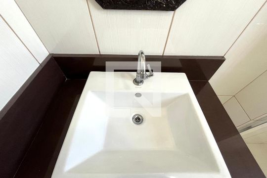 Banheiro de apartamento para alugar com 2 quartos, 77m² em Parque Imperial, São Paulo