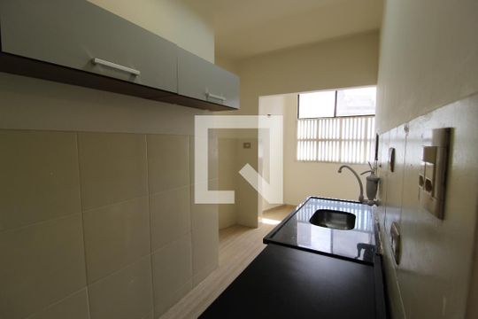 Cozinha de apartamento à venda com 1 quarto, 66m² em Vila Nova Conceição, São Paulo