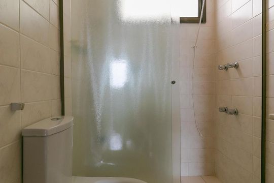 Banheiro de apartamento para alugar com 4 quartos, 140m² em Parque Taquaral, Campinas