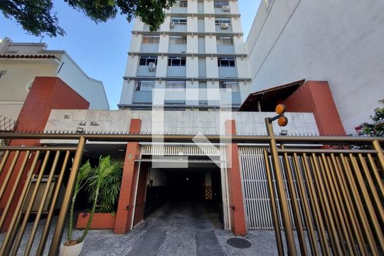Fachada de apartamento à venda com 3 quartos, 90m² em Vila Isabel, Rio de Janeiro