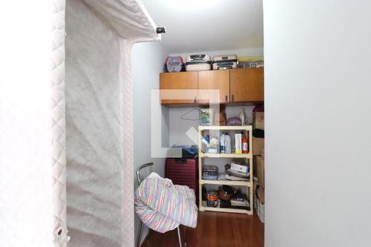 Quarto de Serviço de apartamento à venda com 2 quartos, 102m² em Vila Pompéia, São Paulo