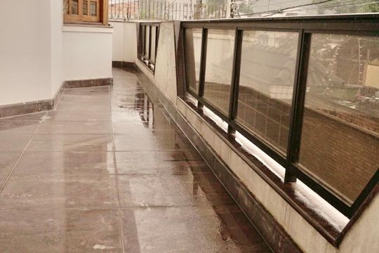 Varanda da Sala de casa para alugar com 4 quartos, 550m² em Jardim Maia, Guarulhos