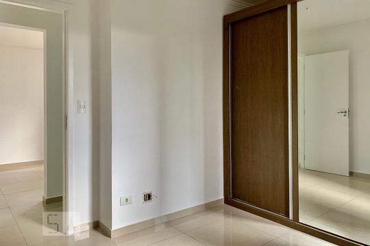 Quarto 2 de apartamento para alugar com 2 quartos, 50m² em Gopoúva, Guarulhos