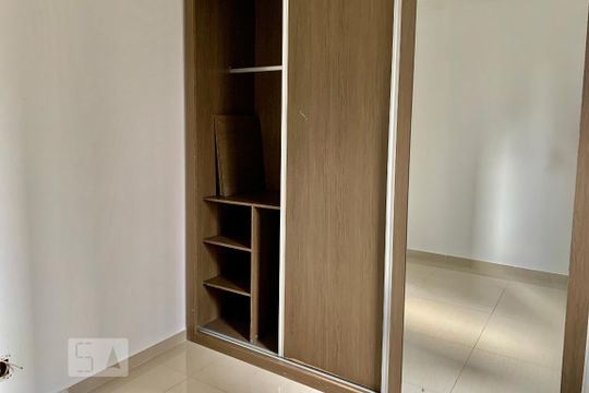 Quarto 2 - Armários de apartamento para alugar com 2 quartos, 50m² em Gopoúva, Guarulhos