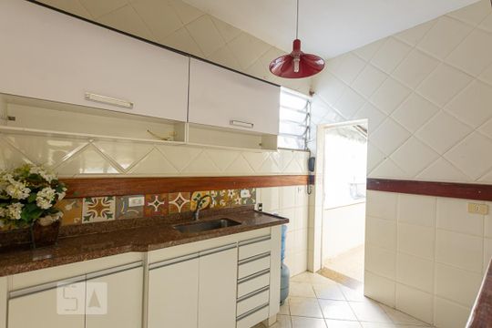 Cozinha  de apartamento à venda com 2 quartos, 70m² em Boa Viagem, Niterói