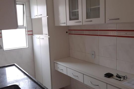 Cozinha de apartamento à venda com 2 quartos, 61m² em Jardim Santa Emília, São Paulo