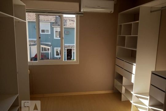 Casa de Condomínio à venda com 2 quartos, 79m² em Protásio Alves, Porto Alegre