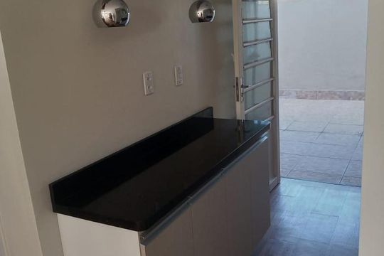 Casa de Condomínio à venda com 2 quartos, 79m² em Protásio Alves, Porto Alegre