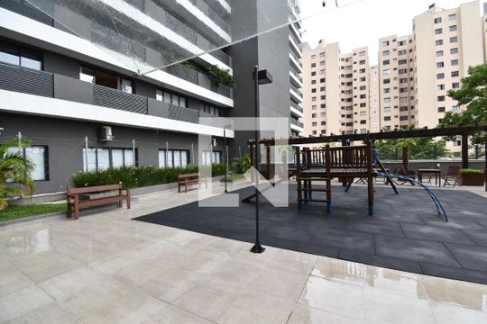 Área comum de apartamento para alugar com 1 quarto, 37m² em Bigorrilho, Curitiba