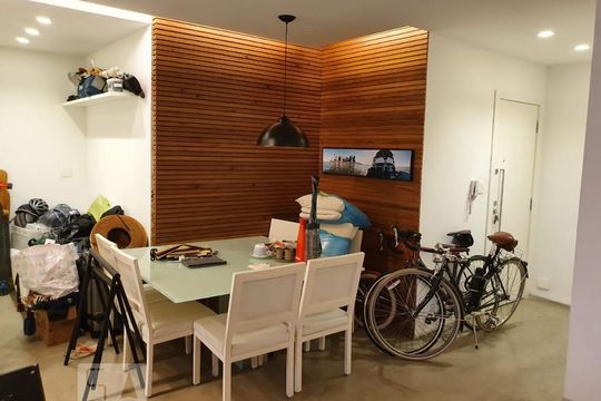 Sala de apartamento à venda com 2 quartos, 80m² em Botafogo, Rio de Janeiro