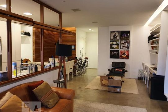 Sala/Cozinha de apartamento à venda com 2 quartos, 80m² em Botafogo, Rio de Janeiro