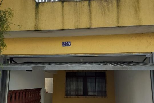 Garagem de casa à venda com 3 quartos, 170m² em Baeta Neves, São Bernardo do Campo