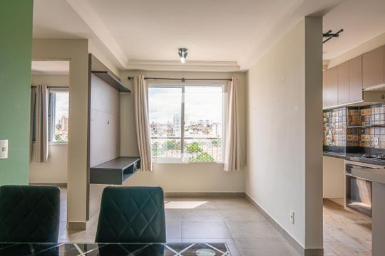Apartamento para alugar com 2 quartos, 49m² em Vila Satúrnia, Campinas