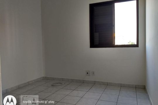Quarto 2 de apartamento para alugar com 3 quartos, 82m² em Jardim do Lago, Campinas