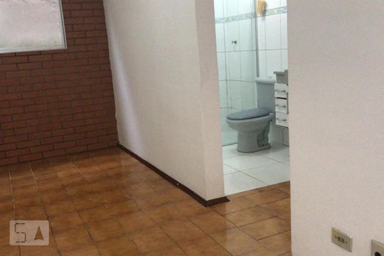 Sala de apartamento para alugar com 2 quartos, 70m² em Quitaúna, Osasco