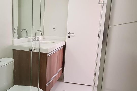 Banheiro de apartamento à venda com 1 quarto, 40m² em Vila Buarque, São Paulo