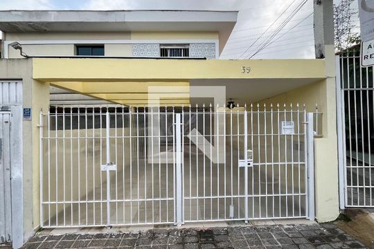 Fachada de casa para alugar com 4 quartos, 210m² em Planalto Paulista, São Paulo