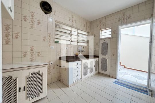 Cozinha de casa para alugar com 4 quartos, 210m² em Planalto Paulista, São Paulo
